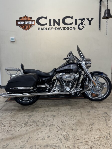 FLHRSE4 2008 Screamin’ Eagle Road King
