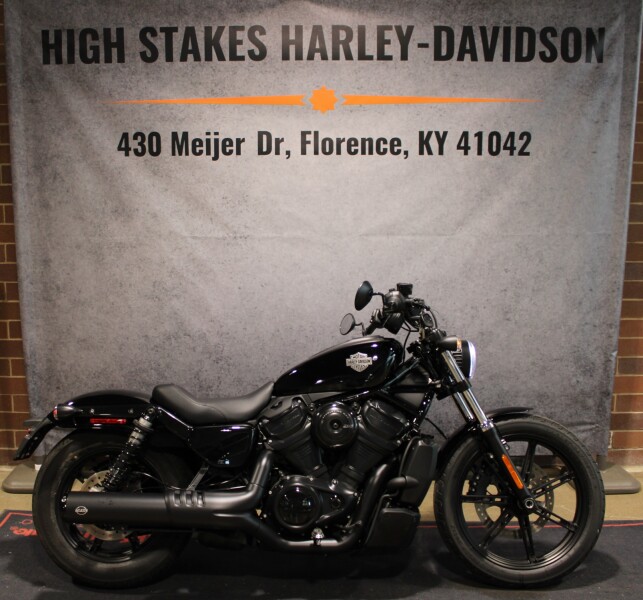 2025 Harley-Davidson® Nightster® Vivid Black RH975