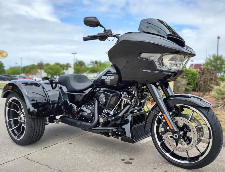 Harley-Davidson® Road Glide 3 2026