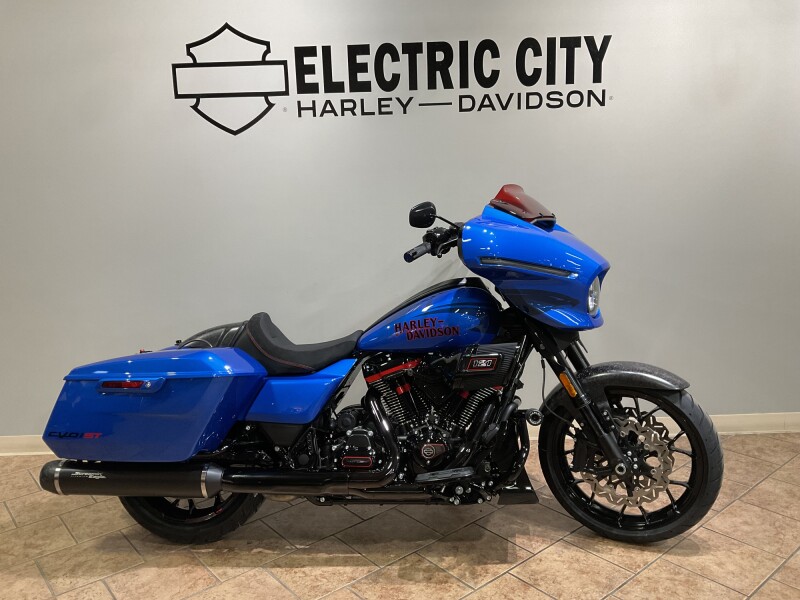 2026 Harley-Davidson® CVO Street Glide ST Electric Coast FLHXSTSE