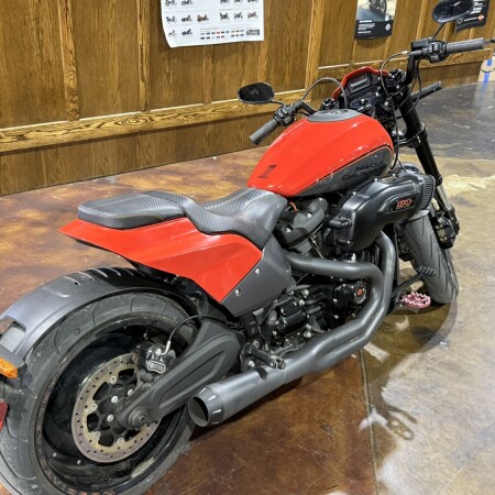 2020 Harley-Davidson® FXDR™ 114 thumb 3