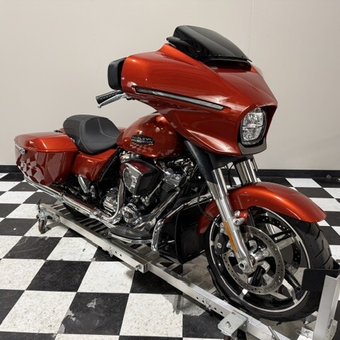 FLHX 2024 Street Glide® thumb 3