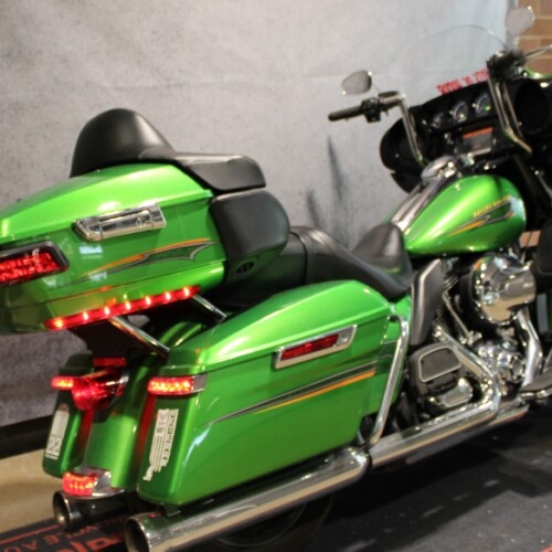 2015 Harley-Davidson® Ultra Limited Custom Colour Radioactive Green thumb 0