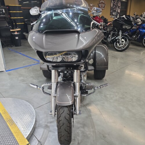 FLTRT 2023 Road Glide® 3 thumb 3