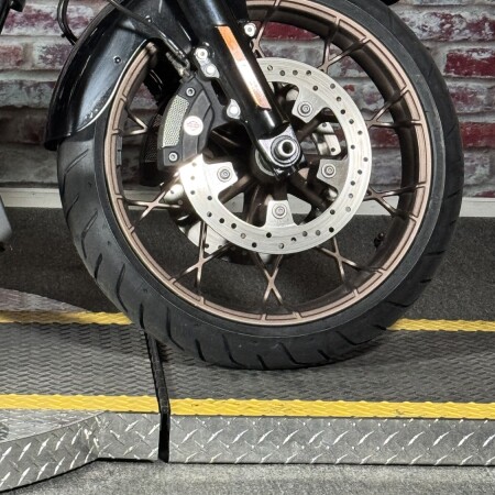 FLHXST 2023 Street Glide® ST thumb 1