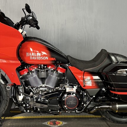 2026 FLTRXSTSE  CVO Road Glide ST thumb 2
