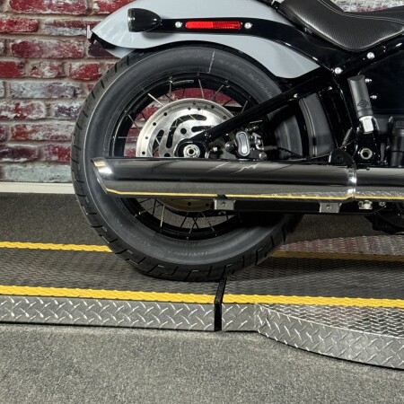 FXBB 2026 Street Bob® thumb 0