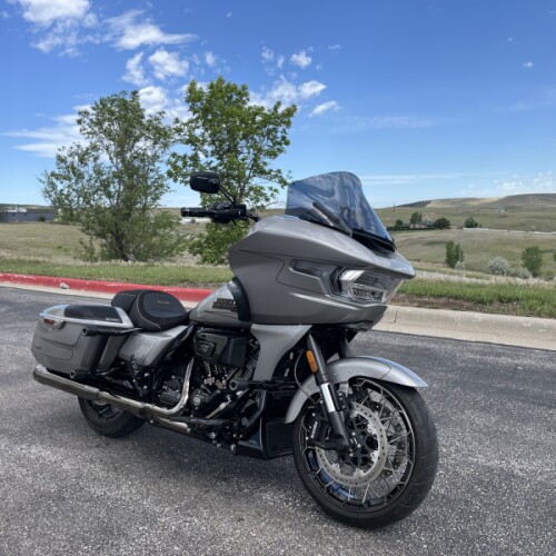 2023 Harley-Davidson Road Glide CVO thumb 3