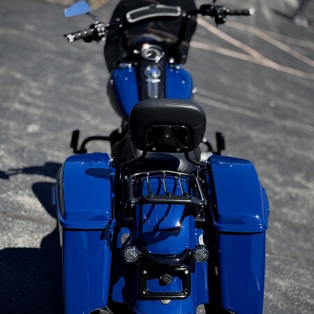2023 Harley-Davidson® Road King® Special Bright Billiard Blue thumb 1