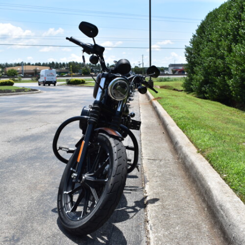 2019 Harley-Davidson® Iron 883™ thumb 2