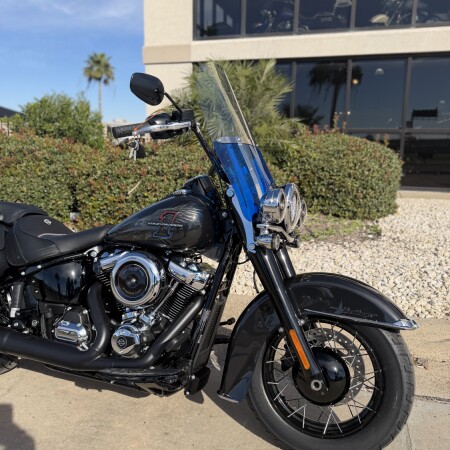 2026 Harley-Davidson® Heritage Classic Midnight Ember w/Laced Wheels thumb 1