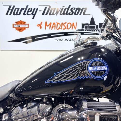 2026 FXLRST Harley-Davidson® Low Rider® ST Vivid Black Chrome Trim thumb 2