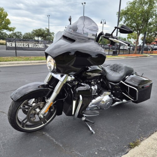 FLHX 2019 Street Glide® thumb 1