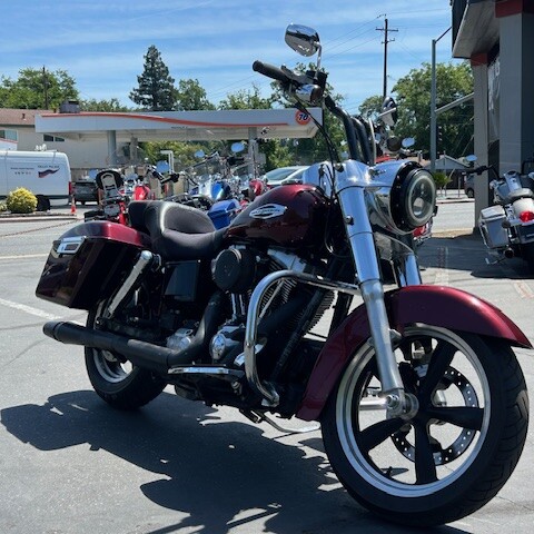 2015 Harley-Davidson® Switchback™ thumb 3