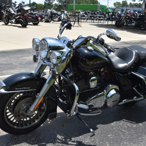 2013 Harley-Davidson® Road King® FLHR thumb 1