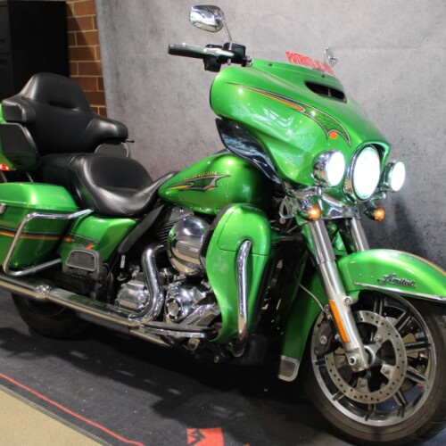 2015 Harley-Davidson® Ultra Limited Custom Colour Radioactive Green thumb 3
