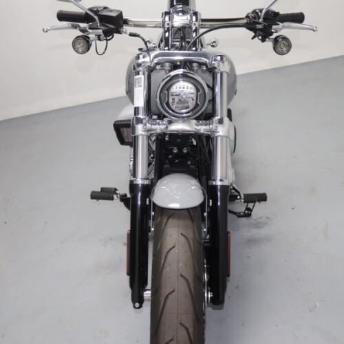 2025 Harley-Davidson® Breakout™ Billiard Gray thumb 2