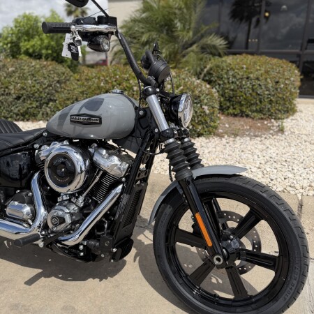 2026 Harley-Davidson® Street Bob® DRK BILIARD GRY thumb 3