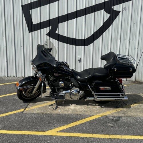 2009 Harley-Davidson® Electra Glide® Classic Vivid Black thumb 2