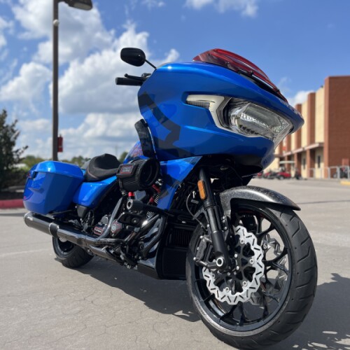 2026 Harley-Davidson® FLTRXSTSE CVO Road Glide ST Electric Coast thumb 3