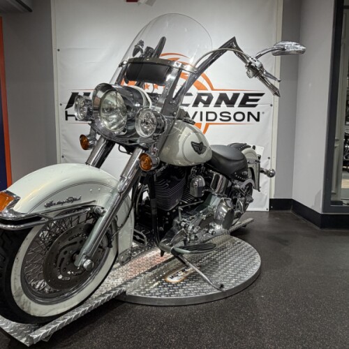 2003 Harley-Davidson® Heritage Softail® Classic FLSTC thumb 0