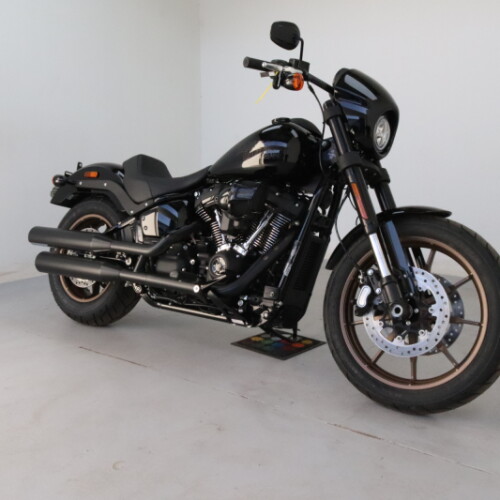 2024 Harley-Davidson® Low Rider™ S Vivid Black thumb 2