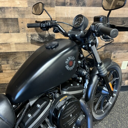 2019 Harley-Davidson® Iron 883™ Black Denim XL883N thumb 0