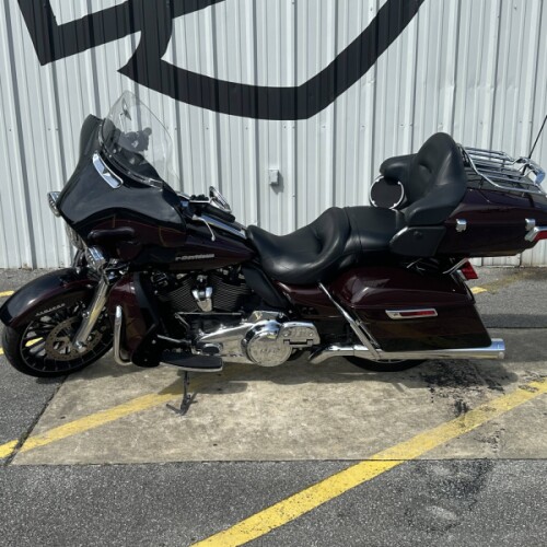 2022 Harley-Davidson® Ultra Limited Midnight Crimson/Vivid Black thumb 2