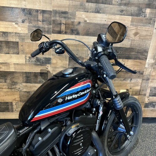 2021 Harley-Davidson® Iron 1200™ Vivid Black XL1200N thumb 0