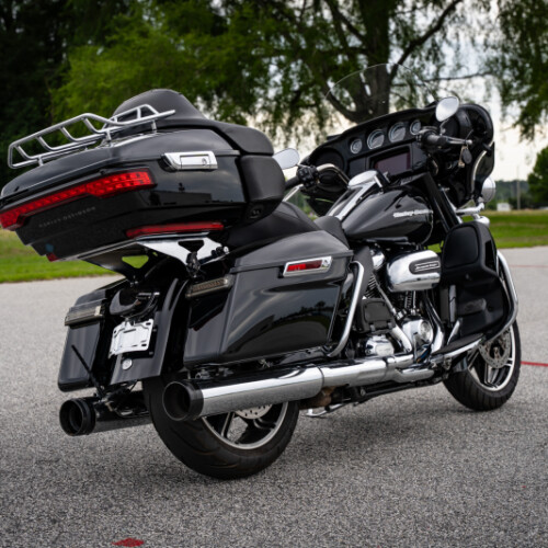 2022 Harley-Davidson® Ultra Limited FLHTK thumb 2