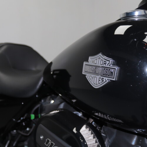 2024 Harley-Davidson® Road King™ Special Vivid Black thumb 0