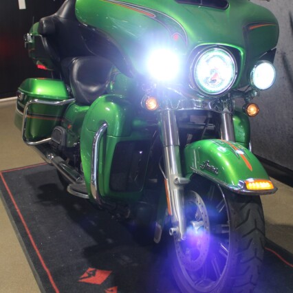 2015 Harley-Davidson® Ultra Limited Custom Colour Radioactive Green thumb 2