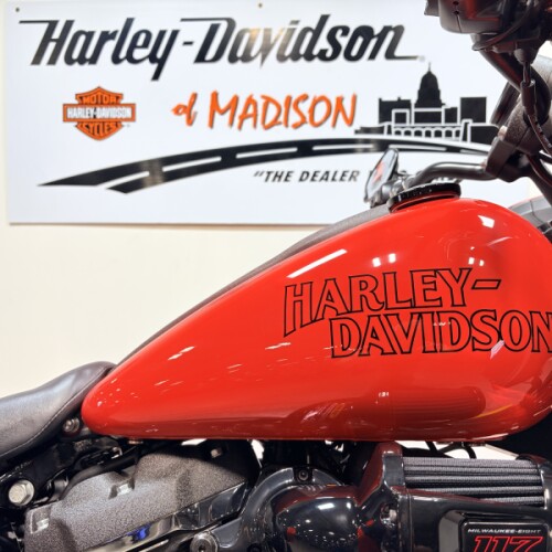 2026 FXLRST Harley-Davidson® Low Rider® ST Blood Orange thumb 2