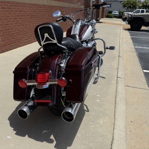 2021 Harley-Davidson® Road King® Midnight Crimson & Stone Washed White Pearl thumb 1