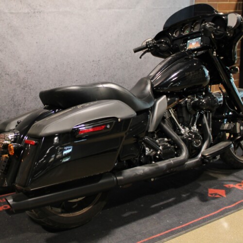 2022 Harley-Davidson® Road Glide® ST Vivid Black thumb 0