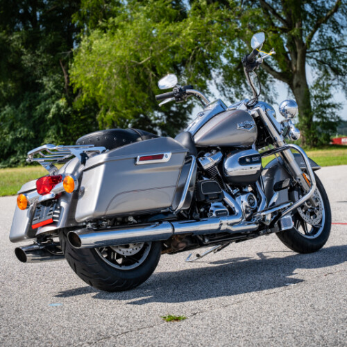 2017 Harley-Davidson® Road King® FLHR thumb 2