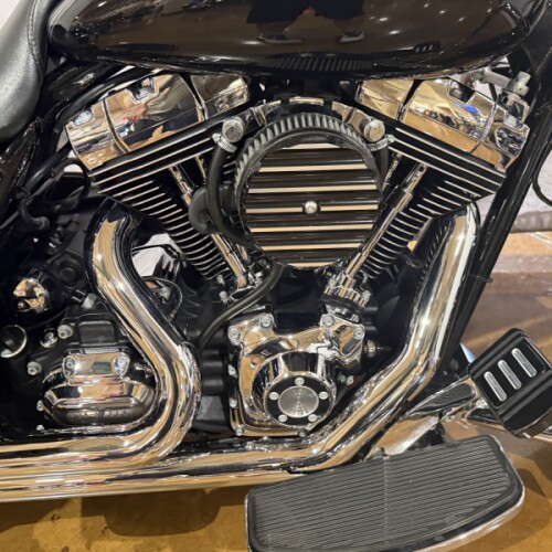 2014 Harley-Davidson® Road King® Vivid Black thumb 2