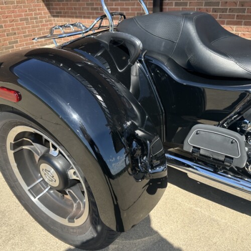 2015 Harley-Davidson Freewheeler FLRT thumb 1
