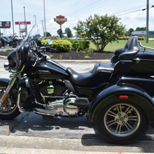 FLHTCUTG 2015 Tri Glide® Ultra thumb 0