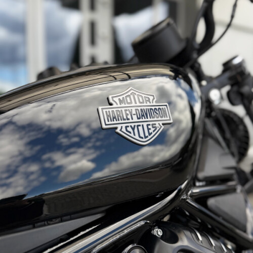 2026 Harley-Davidson® Nightster® Vivid Black Black Trim thumb 0