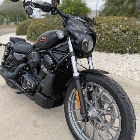 2026 Harley-Davidson® Nightster® Special Black Denim Black Trim thumb 1