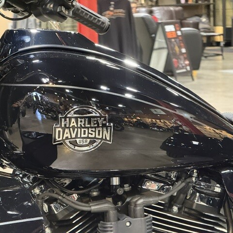 2026 Harley-Davidson® Street Glide 3 Limited thumb 0