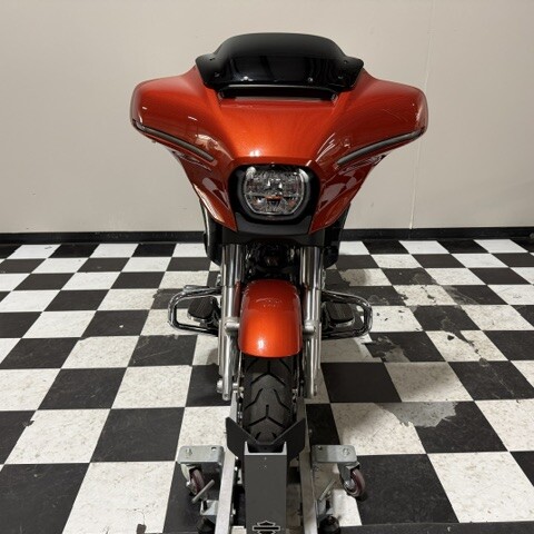 FLHX 2024 Street Glide® thumb 2