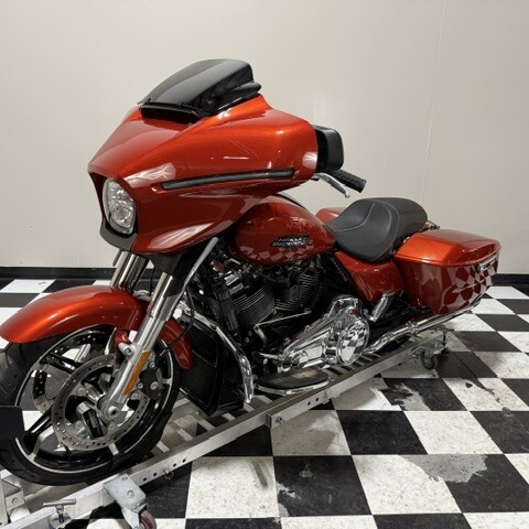 FLHX 2024 Street Glide® thumb 1