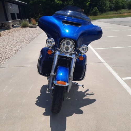 2015 Electra Glide Ultra Limited Superior Blue thumb 2