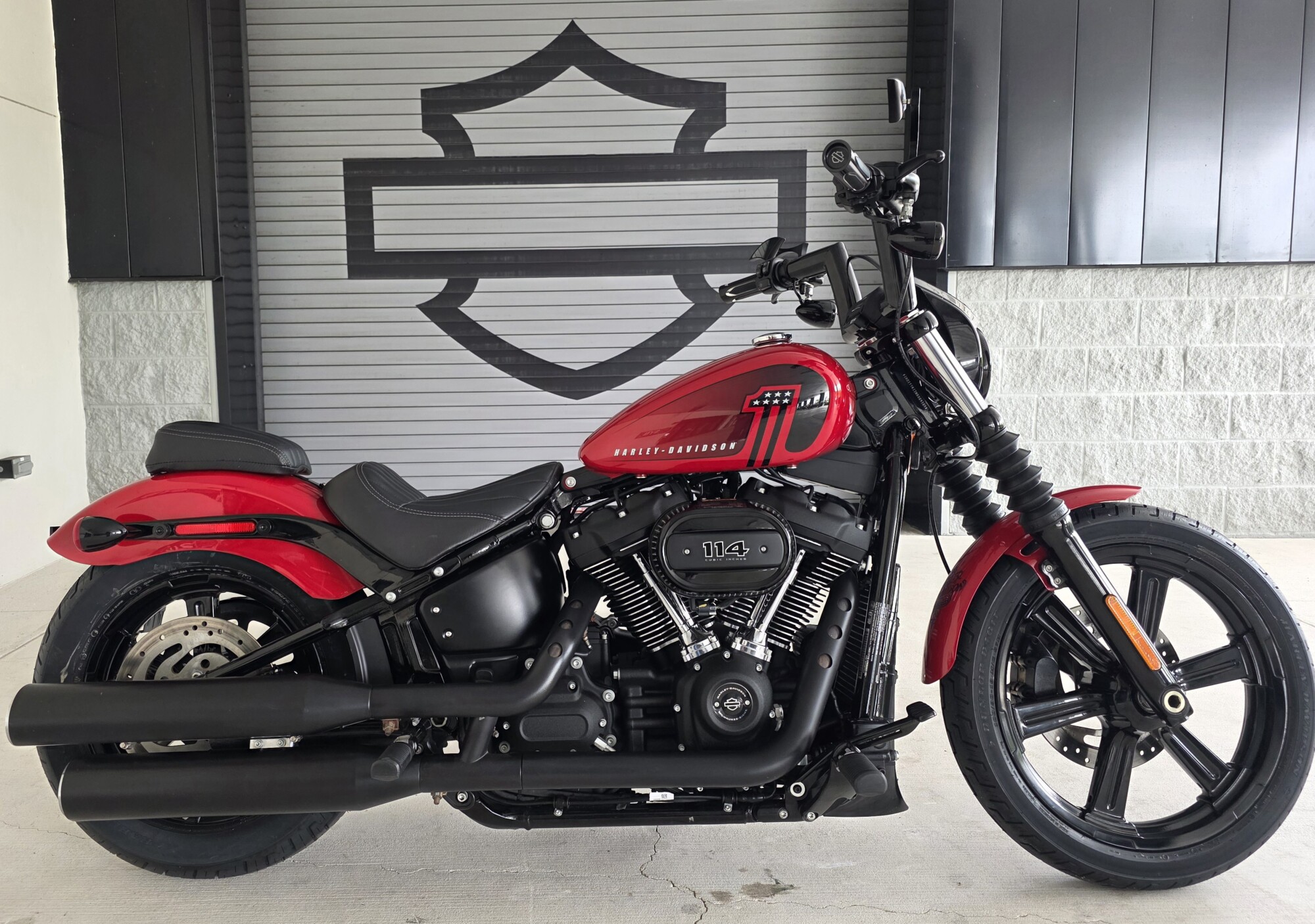 2022 Harley-Davidson® Street Bob® 114 Redline Red