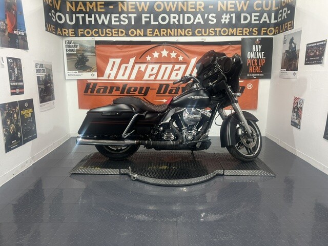 FLHXS 2016 Street Glide® Special