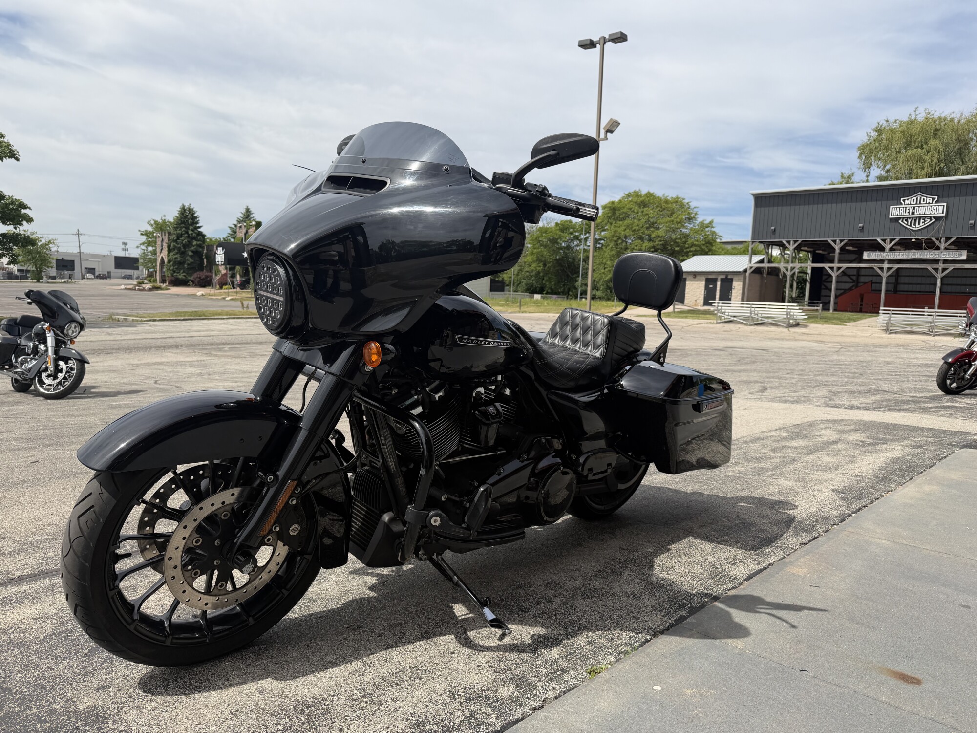 2018 Harley-Davidson Street Glide Special