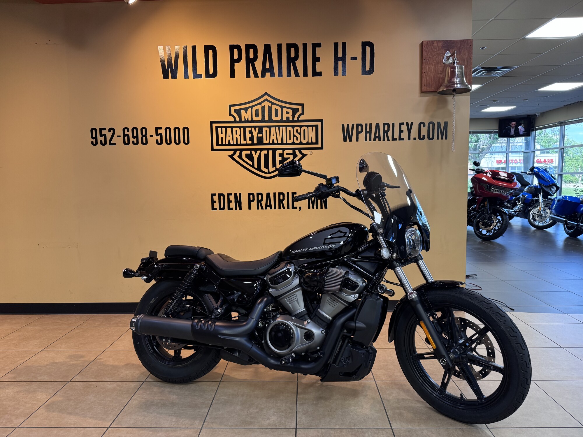 2022 Harley-Davidson® Nightster™ Vivid Black