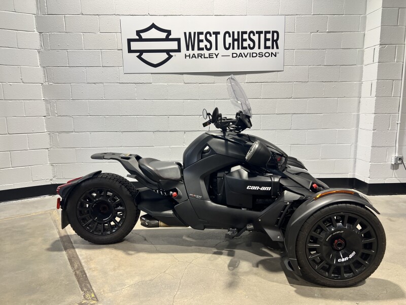 2023 Can-Am Ryker Rally 900 ACE™ Carbon Black
